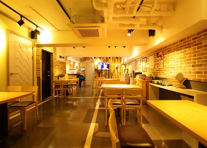 Friends One Myeongdong 招待所 3*