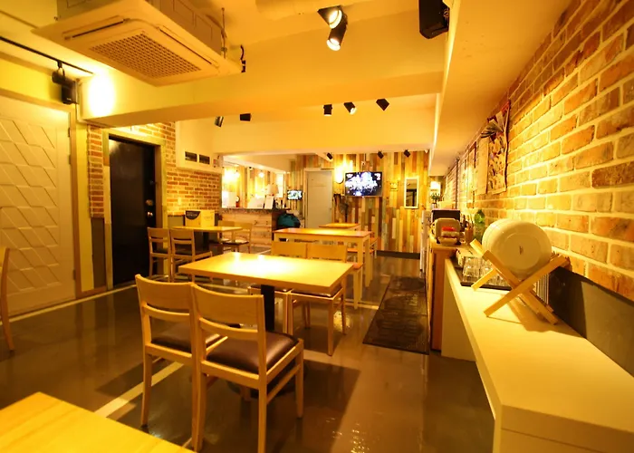 Friends One Myeongdong 招待所 3*
