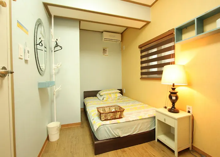 Friends One Myeongdong 3* 首爾
