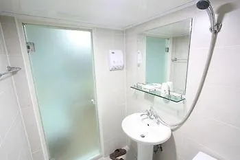 Friends One Myeongdong 3* 首爾